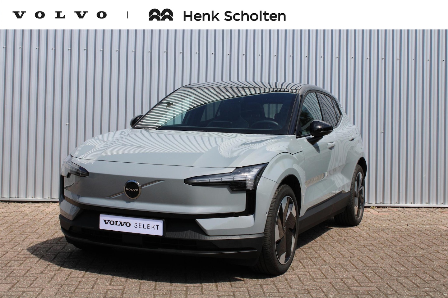 Volvo EX30 - Twin Motor Performance Ultra | Verwarmbare Voorstoelen | Getint Glas Achter | Panorama Dak - AutoWereld.nl