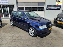 Volkswagen Polo - 1.4 Trendline