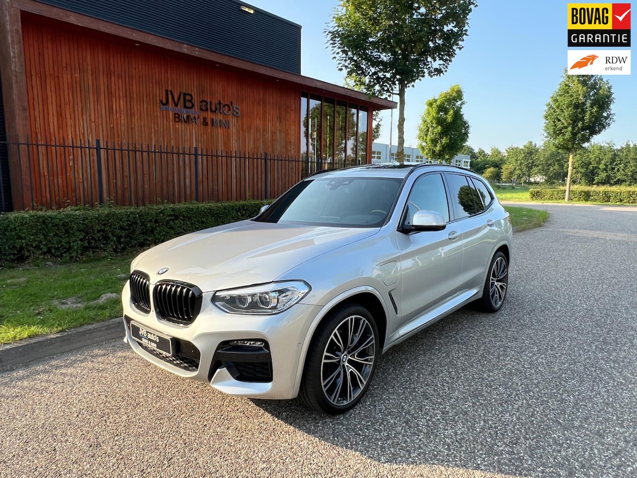 BMW X3 - XDrive30e M- sport, SoH 92,6%, M-stoel, incl BTW, pano, carbon - AutoWereld.nl
