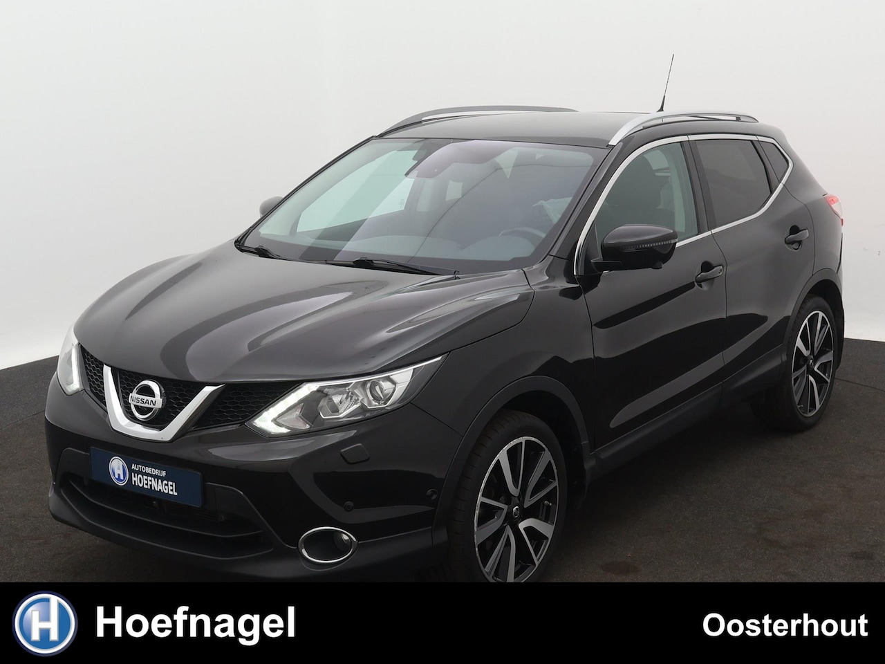 Nissan Qashqai - 1.2 N-Connecta Trekhaak | Panoramadak | Stoelverwarming | Camera | Navigatie - AutoWereld.nl