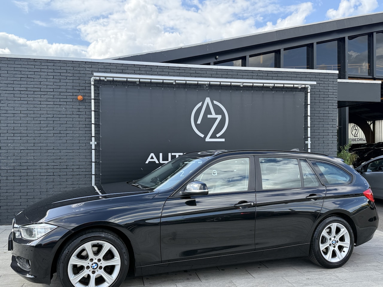 BMW 3-serie Touring - 318d M Sport Edition High Executive Automaat !! - AutoWereld.nl