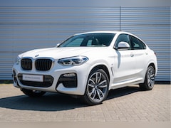 BMW X4 - xDrive20i High Executive M Sport Automaat / Panoramadak / Sportstoelen / Stoelverwarming /