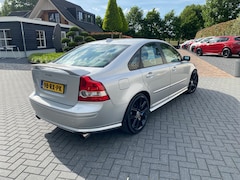 Volvo S40 - 2.5 T5 Summum Volvo S40 2.5 T5 Polestar | Xenon | 250 pk! | custom uitlaat