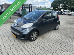 Peugeot 107 - 1.0-12V XS airco