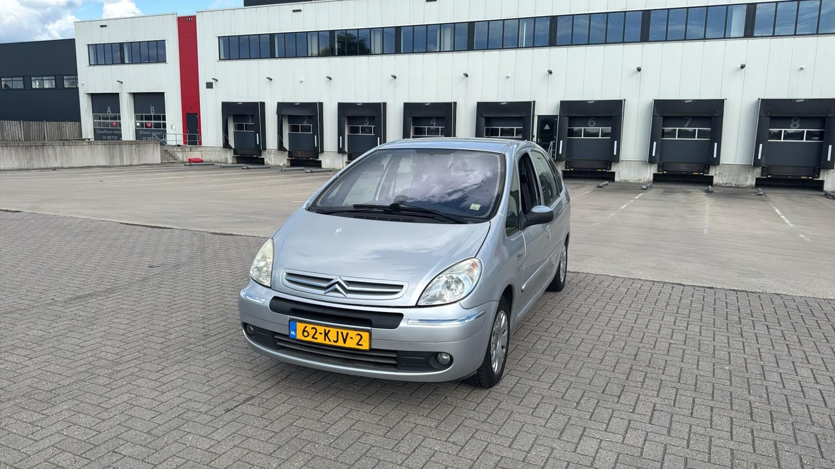 Citroën Xsara Picasso - 2.0i-16V Image 240.000 NAP Nw Apk Automaat Grijs 2005 - AutoWereld.nl