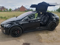 Tesla Model X - 100D