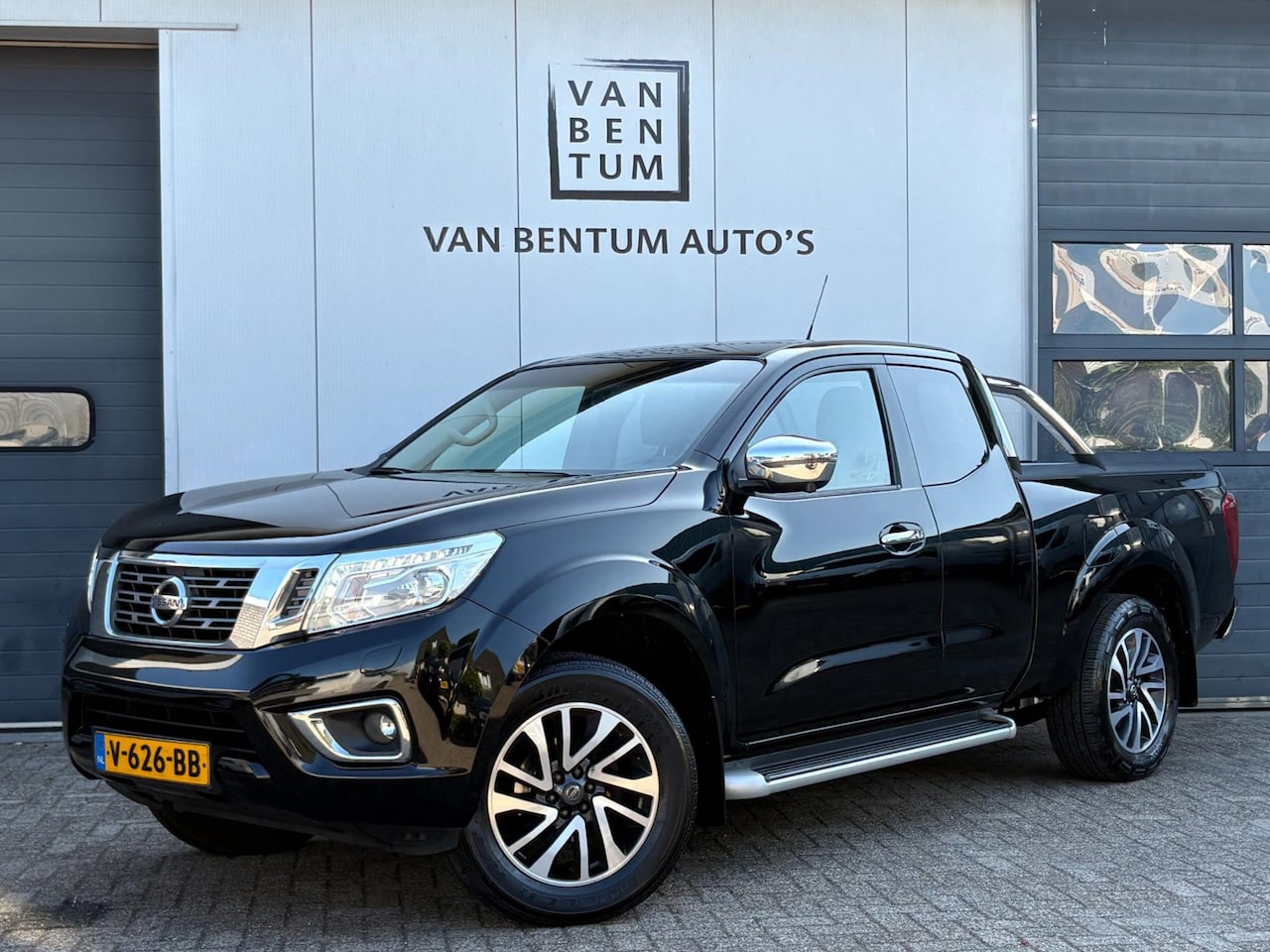 Nissan Navara - 2.3 dCi 163pk 4X4 Navi 360°Cam. 3.5t Trekhaak EURO 6 - AutoWereld.nl
