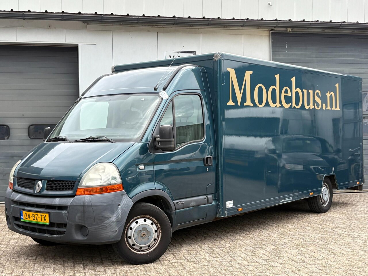 Renault Master - 2.5dCi 114pk BAKWAGEN+Laadklep Airco Cruise - AutoWereld.nl