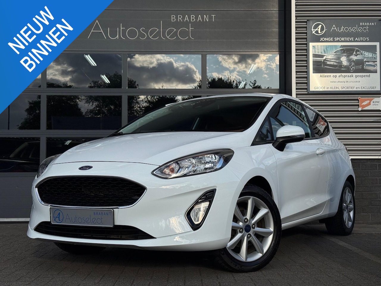 Ford Fiesta - 1.1 Titanium Clima PDC CarPlay - AutoWereld.nl