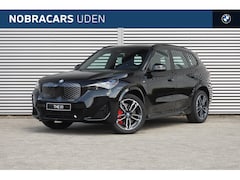 BMW iX1 - eDrive20 M Sport / Sportstoelen / Adaptieve LED / M Adaptief onderstel / Comfort Access /