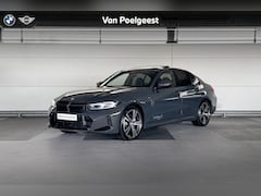 BMW 3-serie - Sedan 320e | Elektrisch verwarmde voorstoelen | Geluidswerende ramen | Selections 500