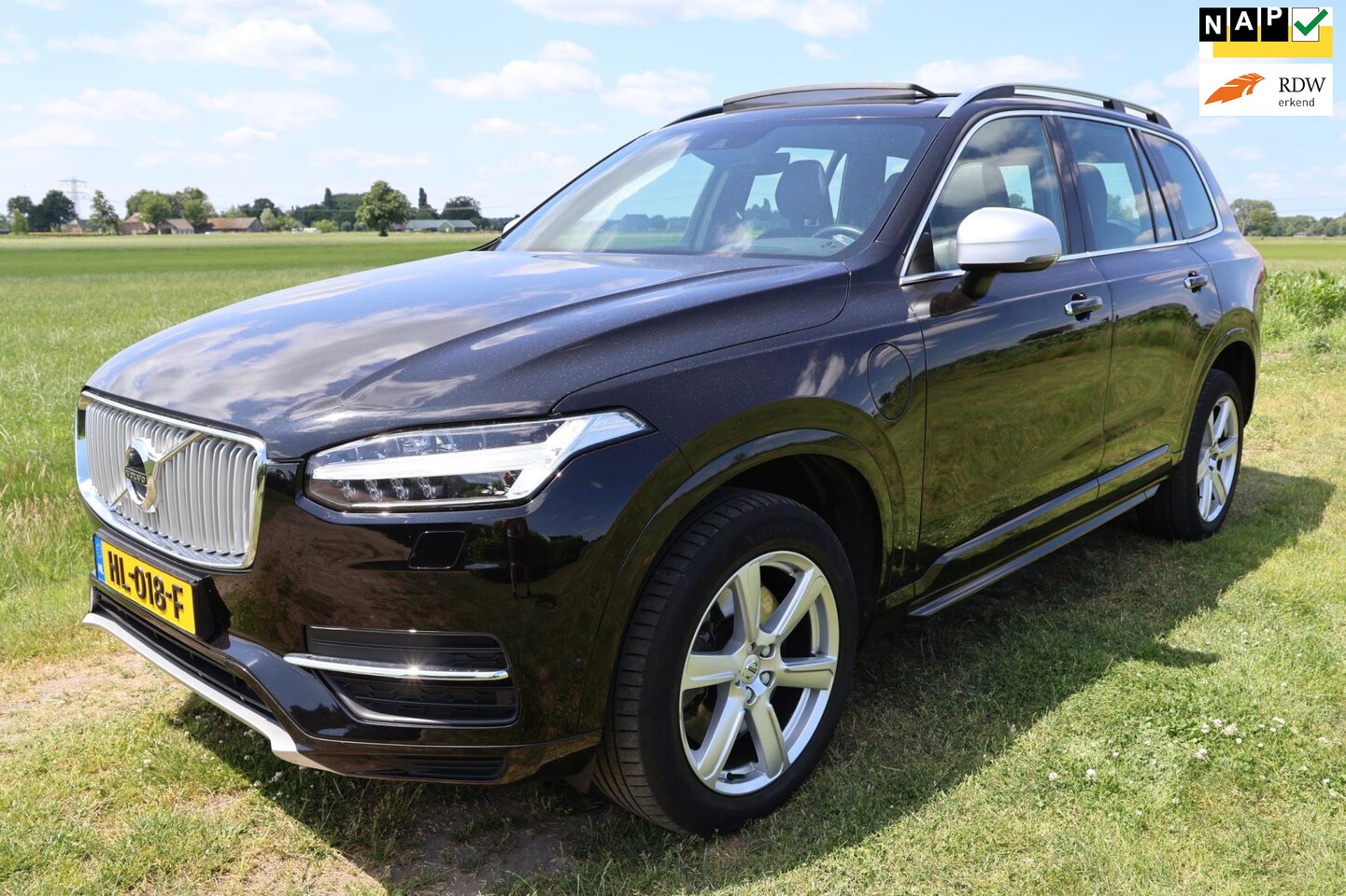 Volvo XC90 - 2.0 T8 Twin Engine AWD R-Design|Trekhaak|7-pers|PANO|Dealer-OH|Leer| - AutoWereld.nl