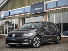 Volkswagen e-Golf - 136pk | Navi Discover Pro | Warmtepomp | LED koplampen | Apple Carplay & Android Auto | St