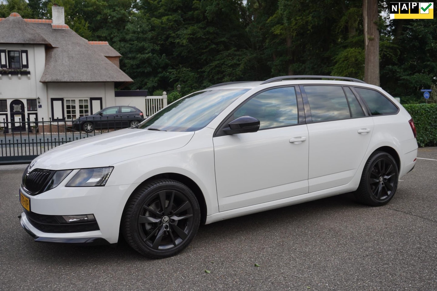 Skoda Octavia Combi - 1.0 TSI Greentech Sport Business 1.0 TSI Greentech Sport Business - AutoWereld.nl