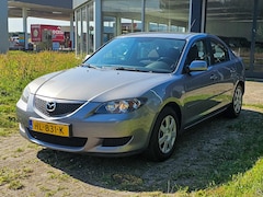 Mazda 3 Sport - 3 1.6 Touring Sportline