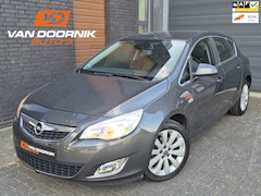 Opel Astra - 1.6 Cosmo Automaat/Cruise Control/Nieuwe APK