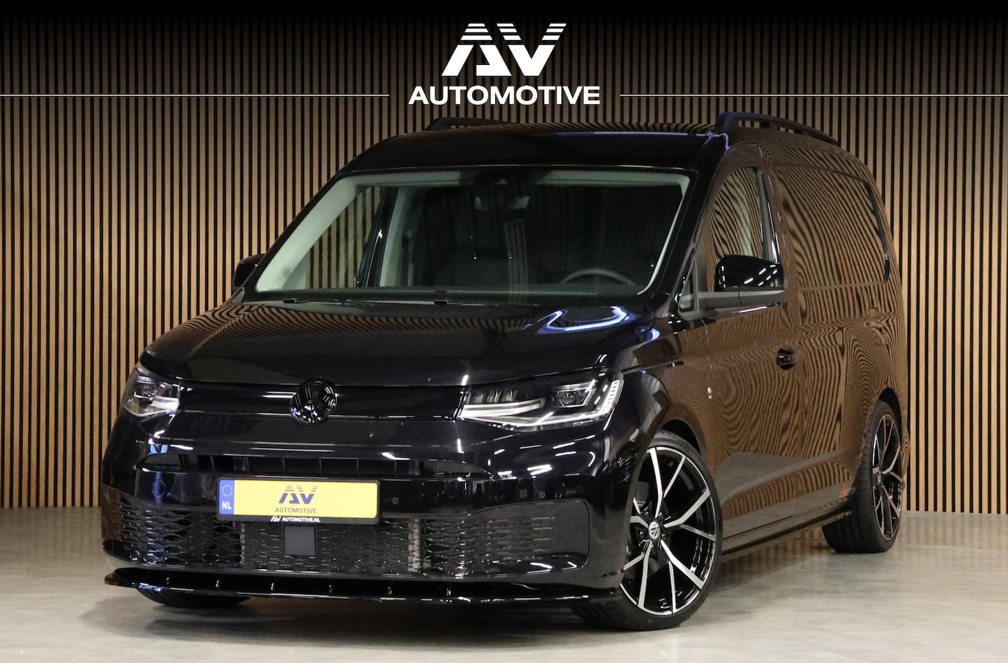 Volkswagen Caddy Cargo Maxi - 2.0 TDI R-Line | LED | Camera | CarPlay | Lane Assist | Virtual Cockpit | Cruise control | - AutoWereld.nl
