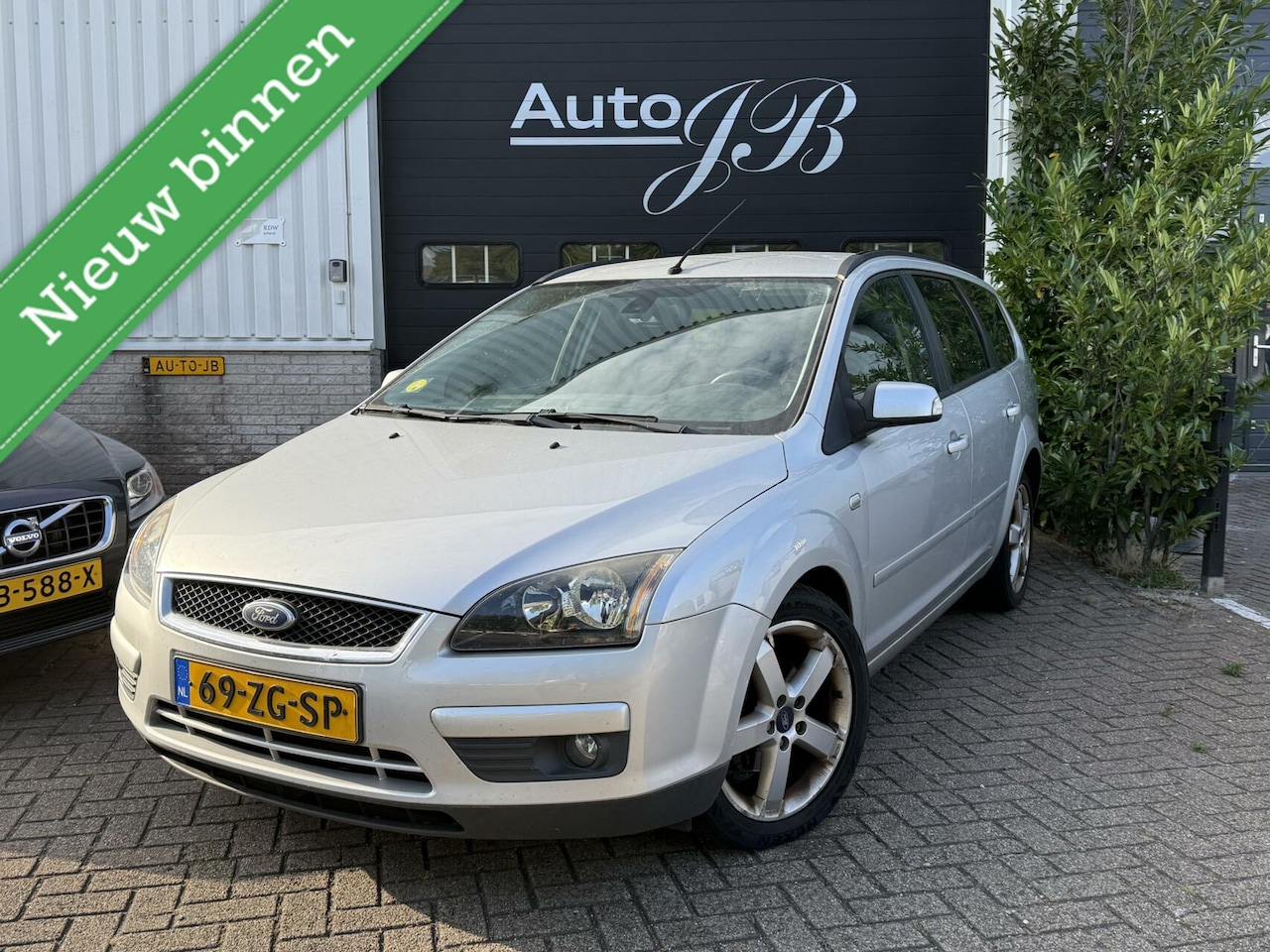 Ford Focus Wagon - 1.6 16V TITANIUM | KOUDE AIRCO | APK 5-26! - AutoWereld.nl