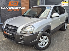 Hyundai Tucson - 2.0i Style Airco/Trekhaak/Nieuwe APK