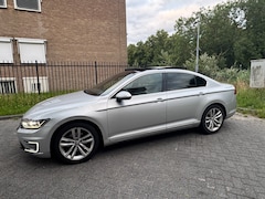 Volkswagen Passat - 1.4 TSI GTE Highline