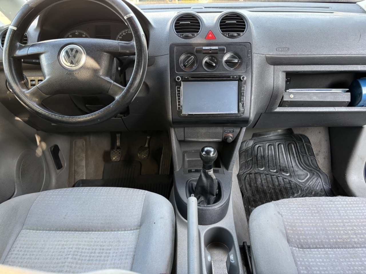 Volkswagen Caddy - 1.4 Turijn 5 persoons NAP Navi - AutoWereld.nl