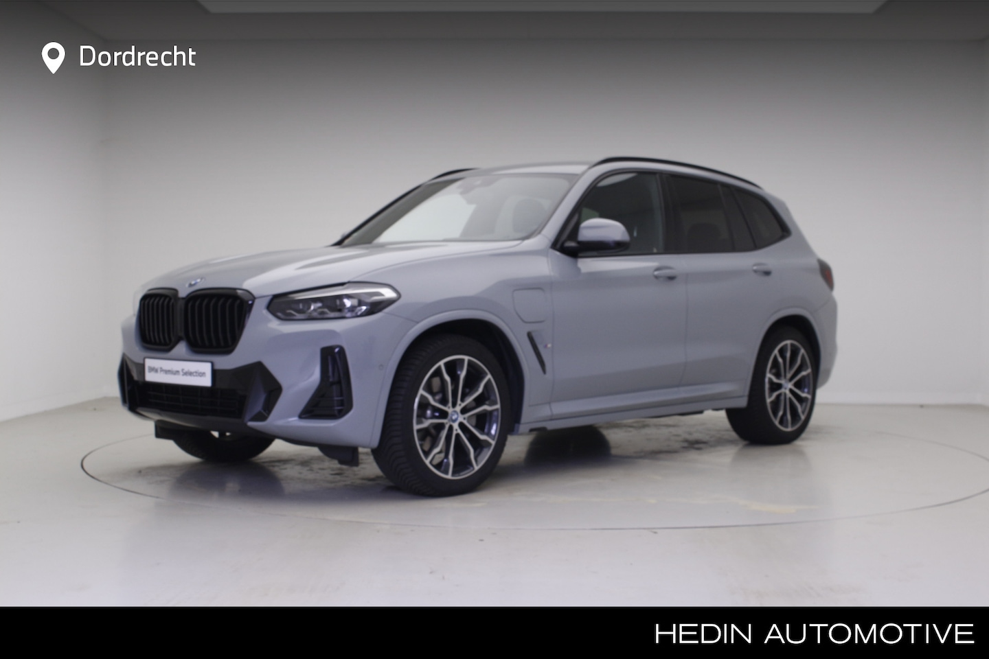 BMW X3 - xDrive30e M-Sport | Camera | Hifi | Trekhaak | High Executive | Leder - AutoWereld.nl