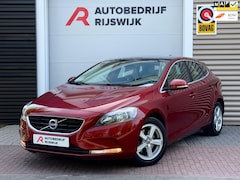 Volvo V40 - 1.6 T4 Momentum Camera/Navi