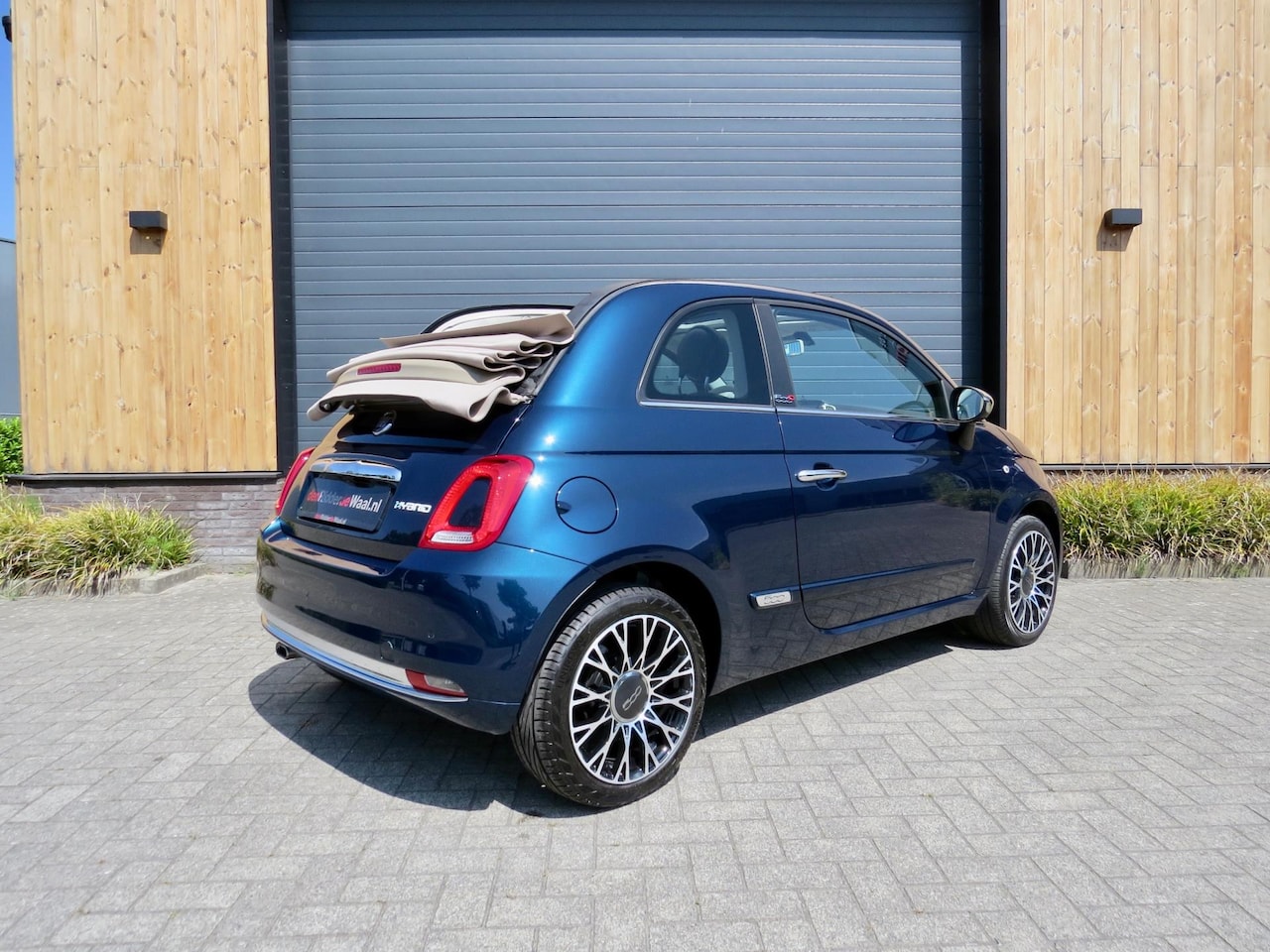 Fiat 500 C - 1.0 Hybrid Star *Big Navi *Carplay *Cruise con - AutoWereld.nl