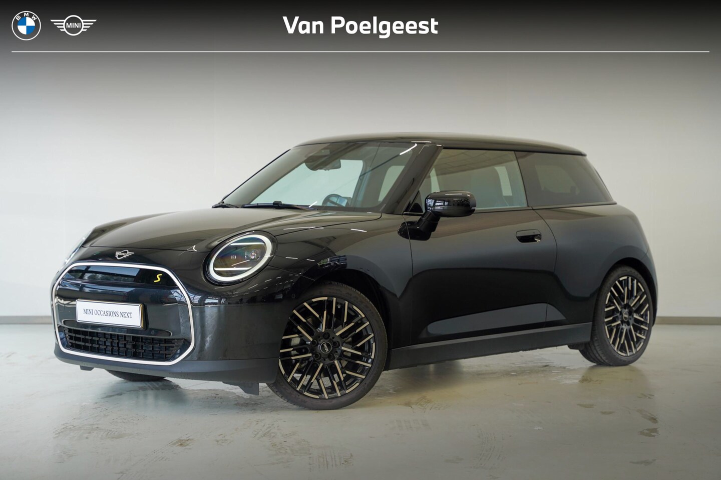 MINI Mini-Electric - Cooper 3-deurs SE Favoured Pakket M | Selections - AutoWereld.nl