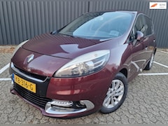 Renault Scénic - 1.5 dCi Bose, pano-dak, 2x pdc, cruise, navi, trekhaak