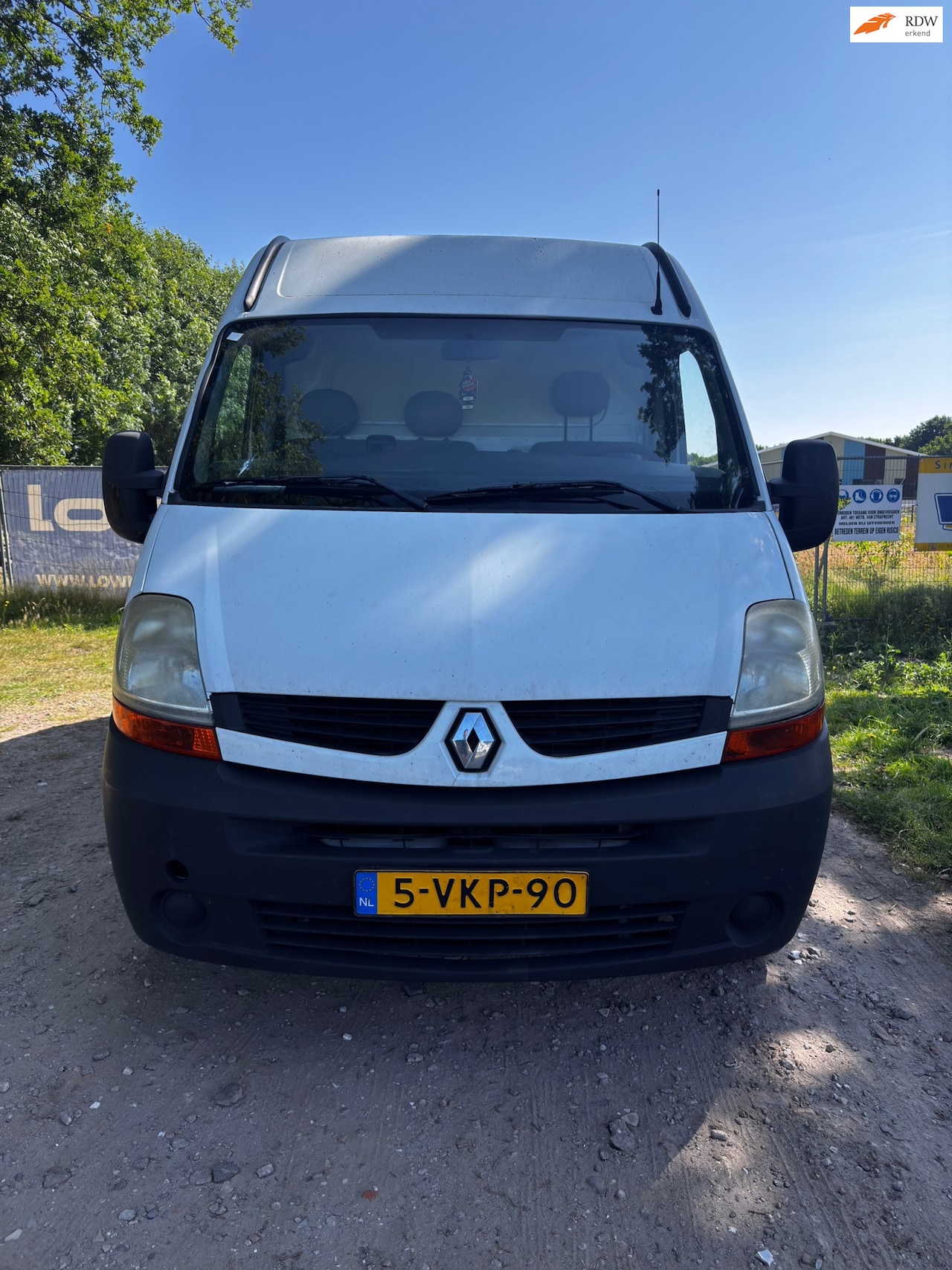Renault Master - T28 2.5dCi L2H1 DC LEES BESCHRIJVING - AutoWereld.nl