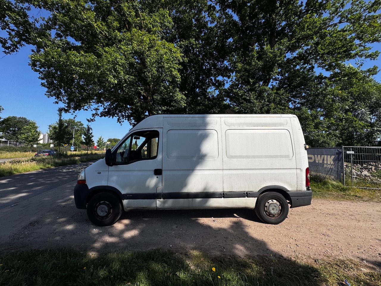 Renault Master - T28 2.5dCi L2H1 DC LEES BESCHRIJVING - AutoWereld.nl