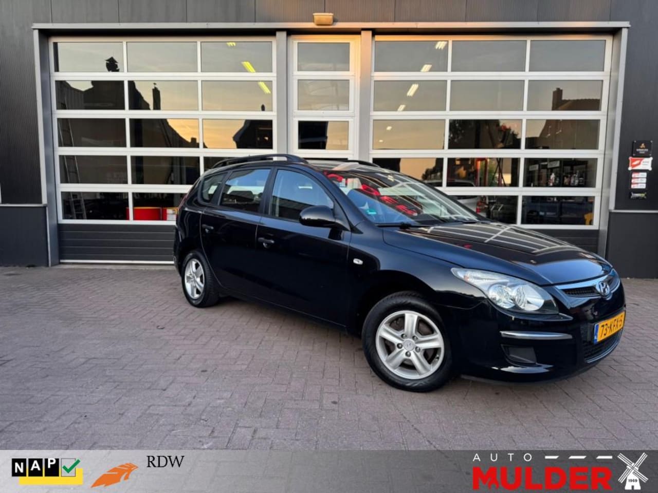 Hyundai i30 CW - I30 CW 1.4I CVVT BLUE ACTIVEVERSION / AIRCO / TREKHAAK! / RIJKLAAR! - AutoWereld.nl