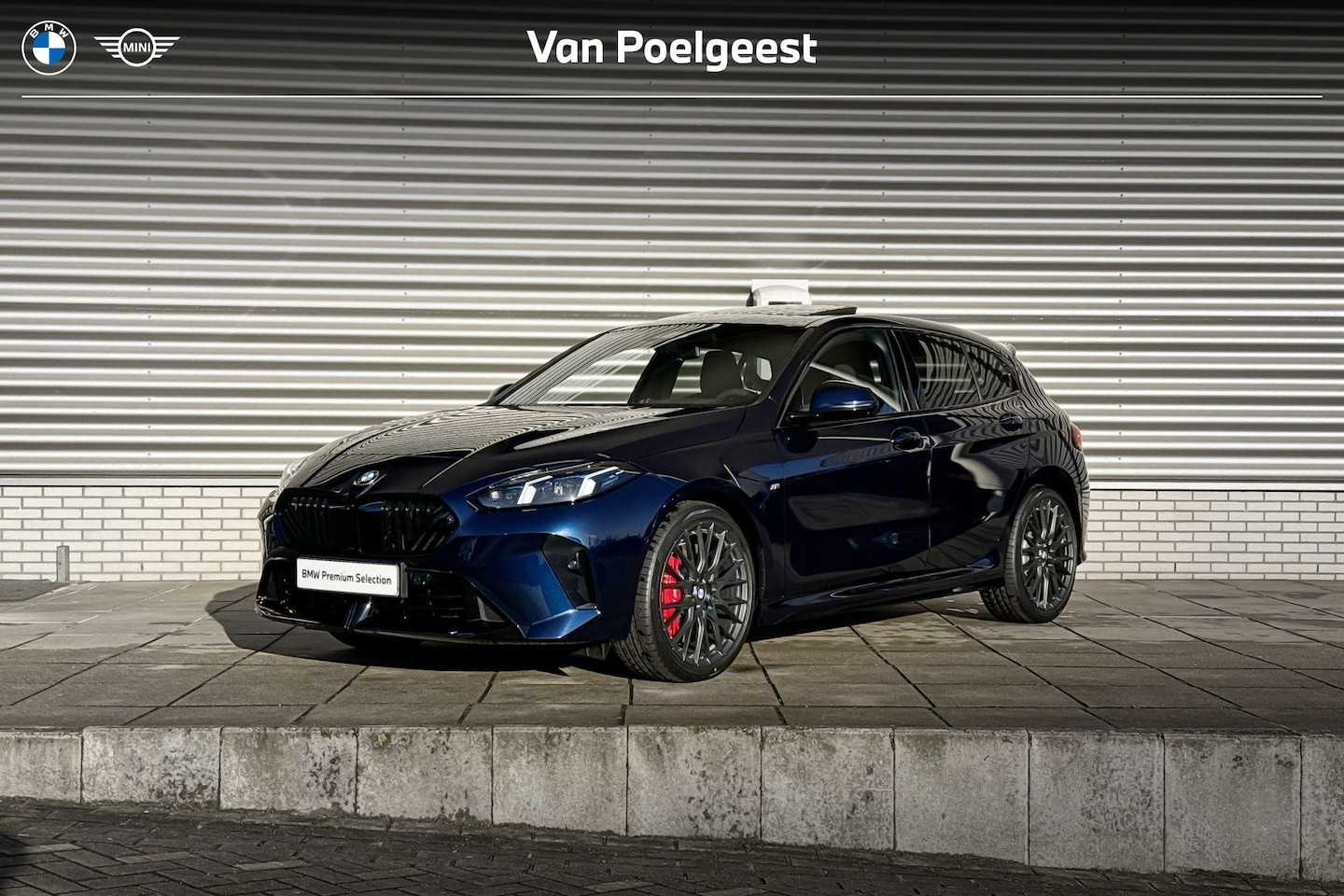BMW 1-serie - 120 M Sportpakket Pro / Innovation Pack / Panoramadak / Harman-Kardon - AutoWereld.nl