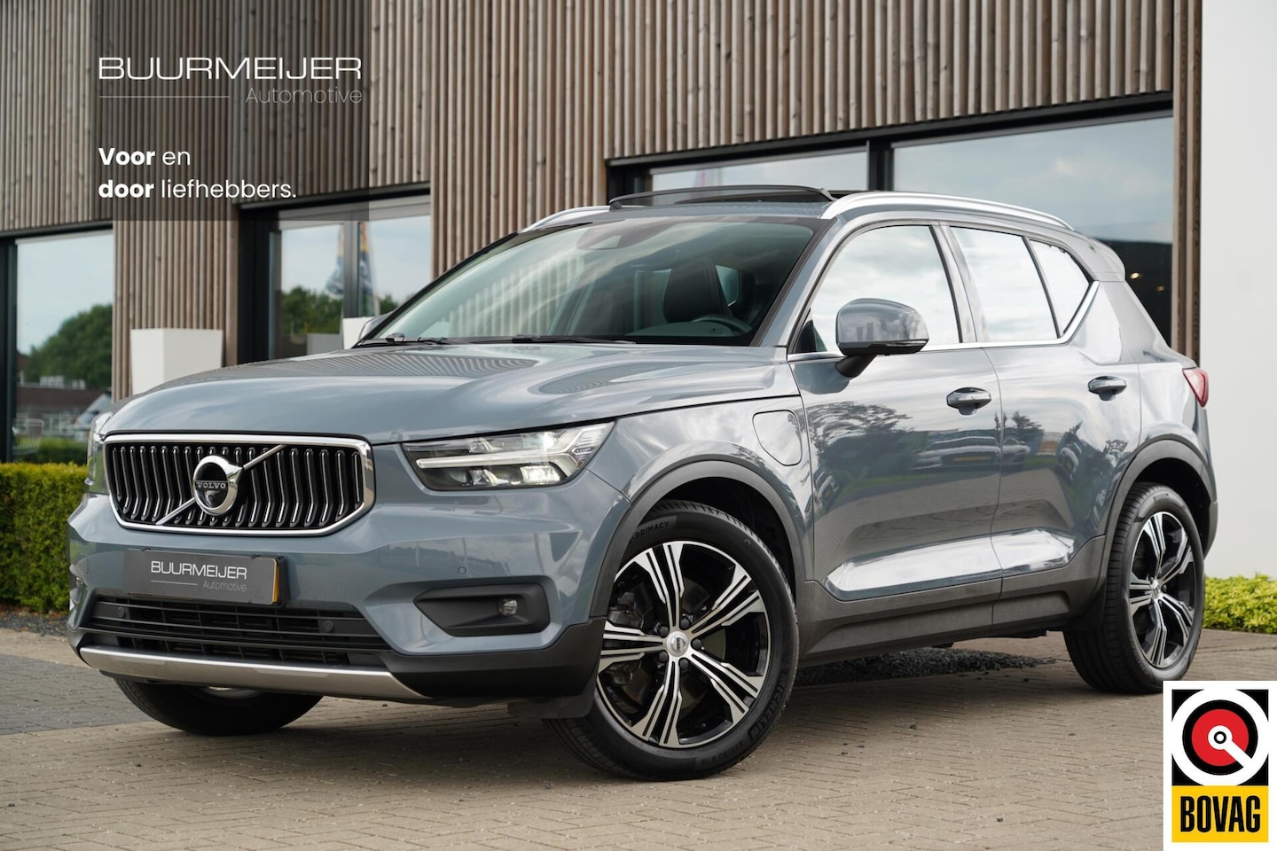 Volvo XC40 - 1.5 T5 Recharge Inscription - Dealer onderhouden - Panoramisch schuif/kanteldak - Stoel en - AutoWereld.nl