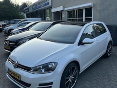 Volkswagen Golf - 1.4 TSI CUP Edition 2eEig|Panorama|Climate|Parkassist