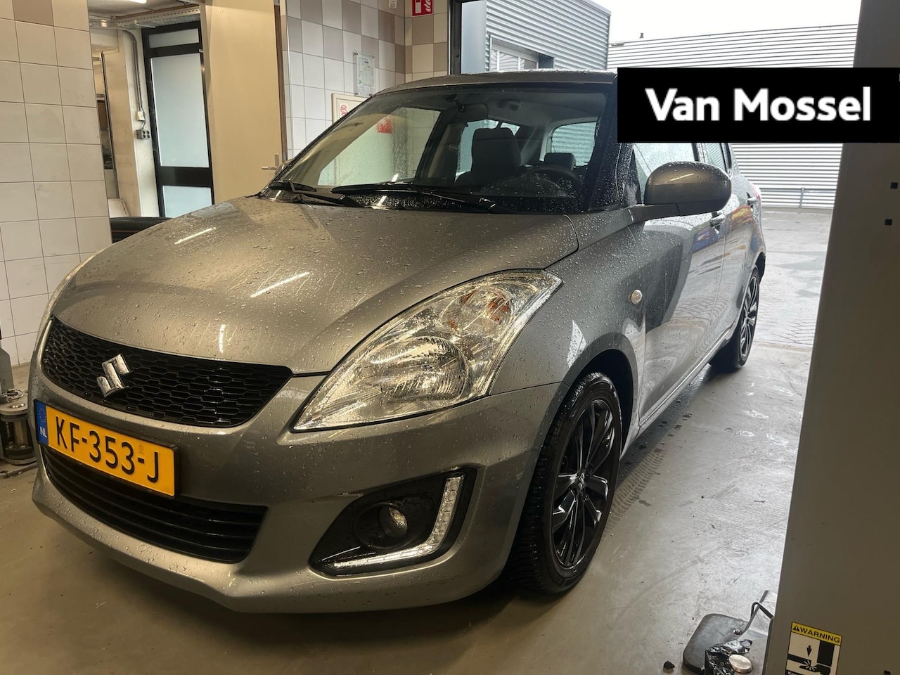Suzuki Swift - 1.2 Bandit EASSS 1.2 Bandit EASSS 90 PK - AutoWereld.nl