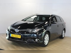 Toyota Auris Touring Sports - 1.8 Hybrid Aspiration | 4 seizoenenbanden | Navi | Camera