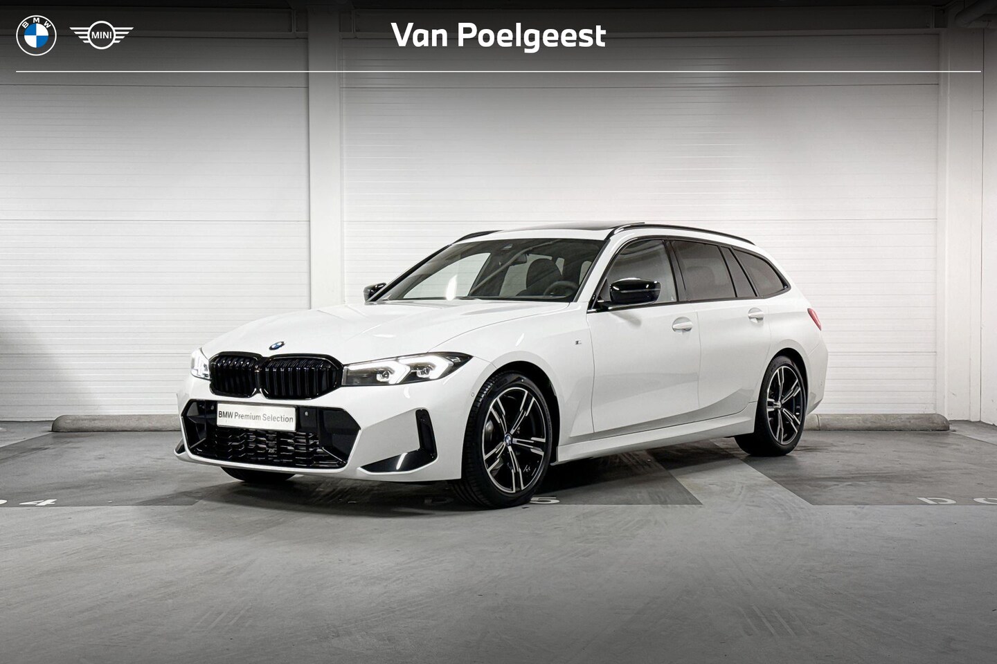 BMW 3-serie Touring - 318i | M-Sport | Travel Pack | Harman/Kardon | Panoramadak | Selections 1500 - AutoWereld.nl