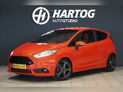 Ford Fiesta - 1.6 ST2 + KEYLESS / CRUISE / SPORTUITLAAT