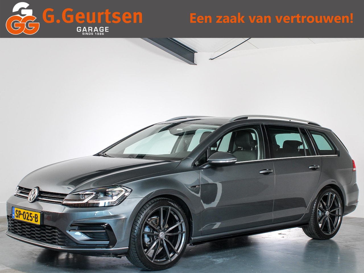 Volkswagen Golf Variant - 7.5 1.4 TSI R-Line, Highline Business ACC, Virtual, Trekhaak afneembaar, LED, Massage, Dea - AutoWereld.nl