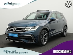 Volkswagen Tiguan - 1.4 TSI 245 pk DSG eHybrid R-Line Business+ | Panoramadak | Trekhaak | Leder | Geheugensto