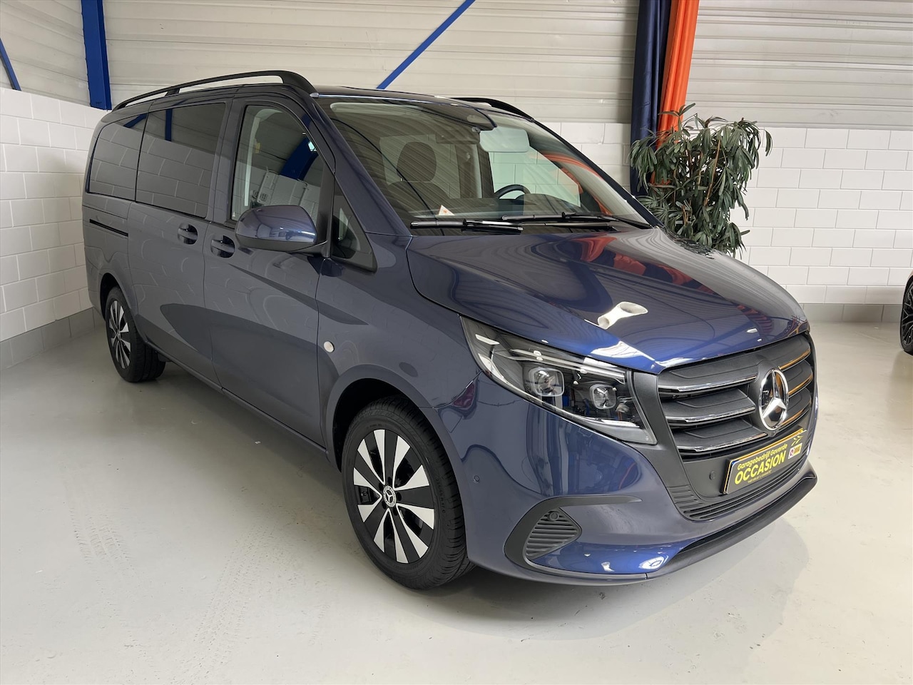 Mercedes-Benz Vito - 116cdi Aut9, Dubbel cabine, NWST Distronic, Camera, Led - AutoWereld.nl