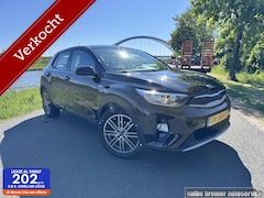 Kia Stonic - 1.2 MPi Navigator |Camera|Carplay|PDC