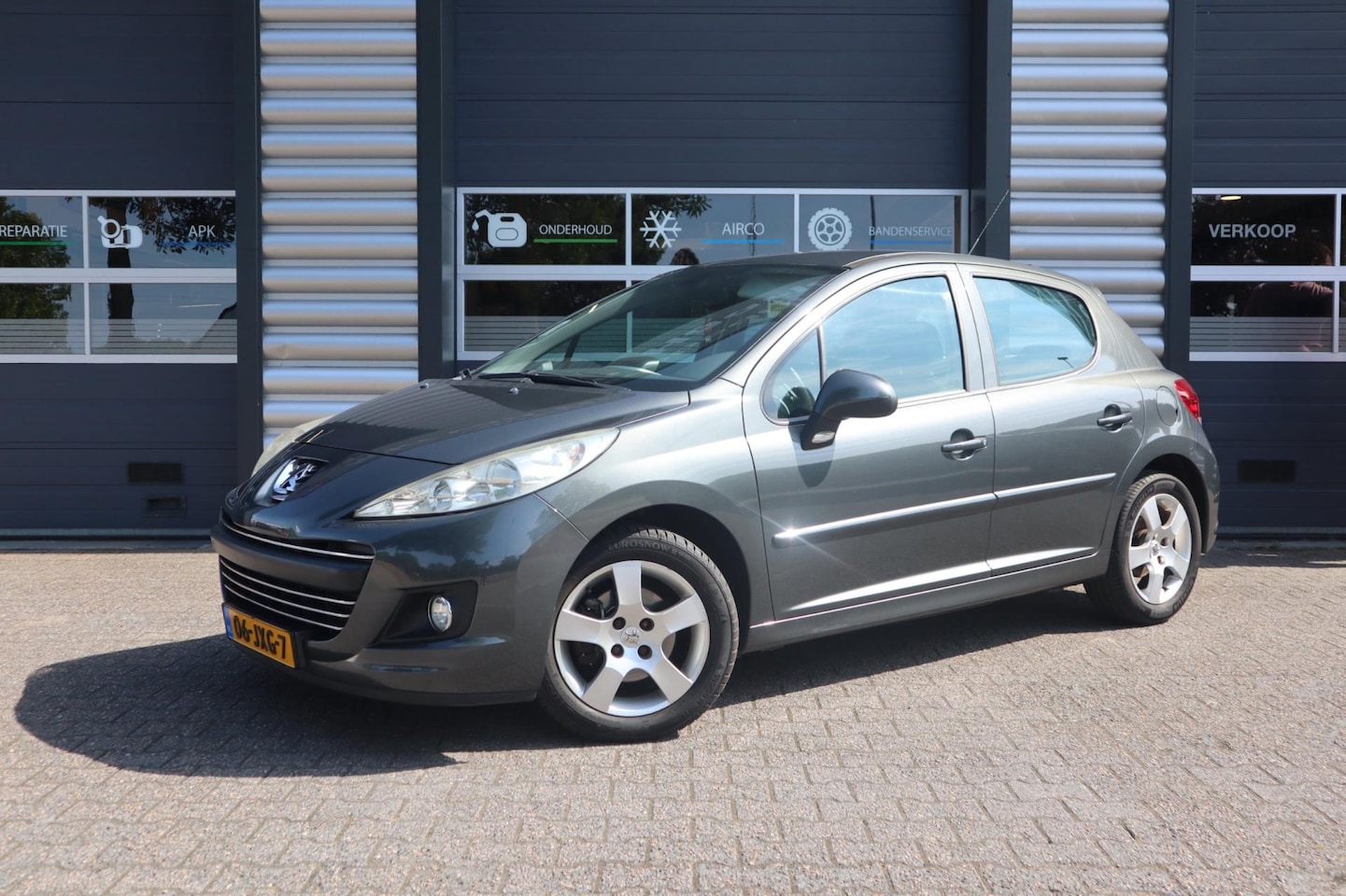 Peugeot 207 - 1.6 VTi Première 1.6 VTi Première - AutoWereld.nl