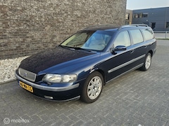 Volvo V70 - 2.4 Comfort Line Airco - Trekhaak