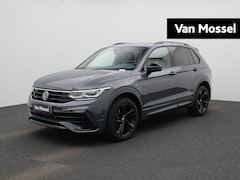 Volkswagen Tiguan - 1.4 TSI eHybrid R-Line Business+ | 245 PK | Plug-In | Black Style | Navigatie PRO (Groot S