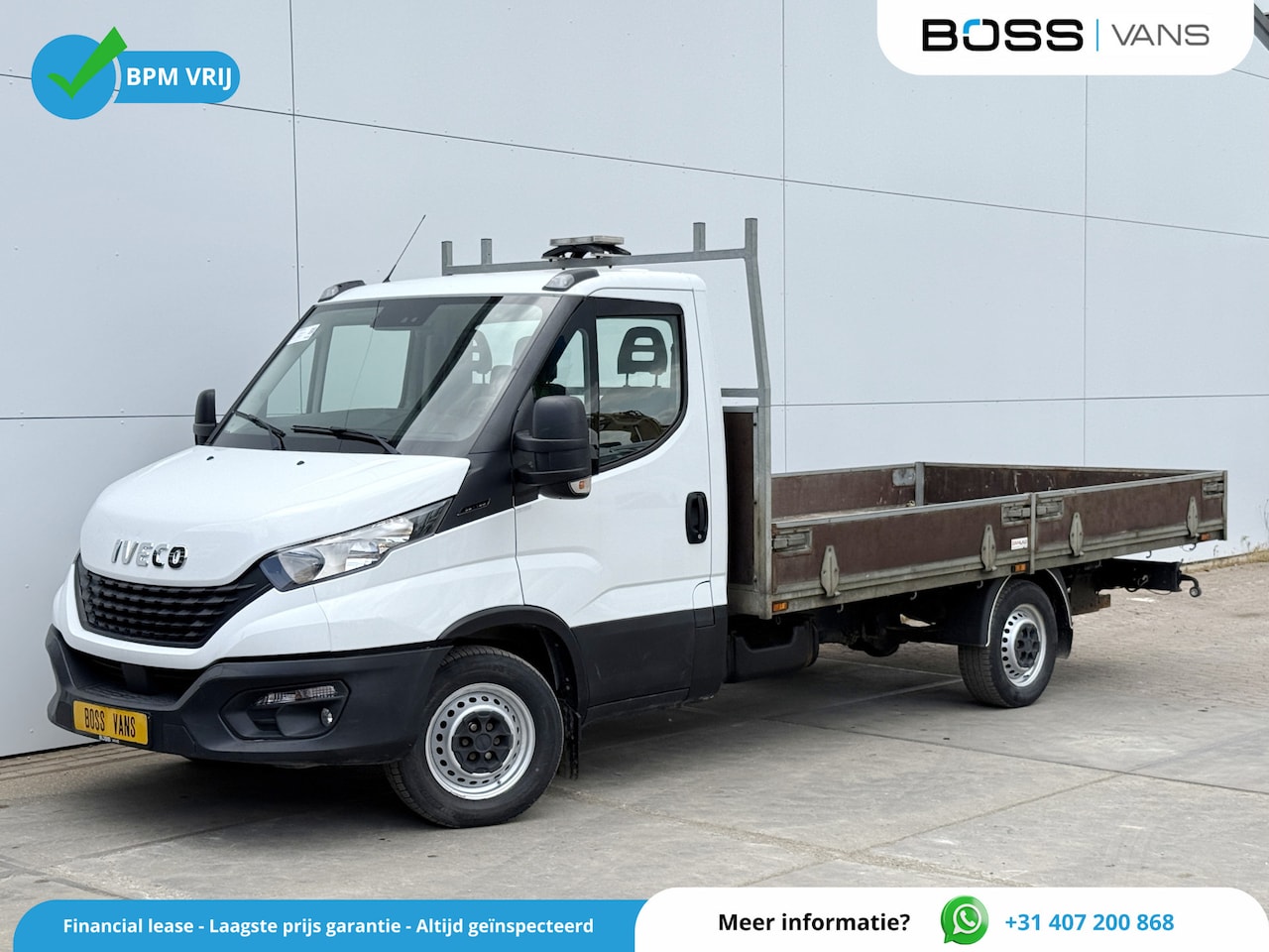 Iveco Daily - 35S14 2.3 L3H1 Airco Cruise Control Standkachel Trekhaak Open Laadbak Pritische Lucht geve - AutoWereld.nl