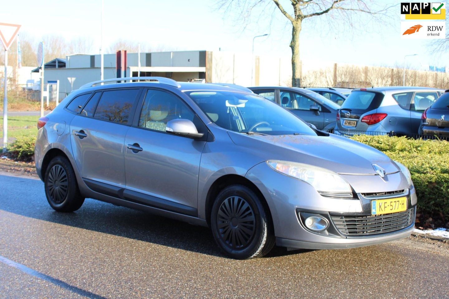 Renault Mégane Estate - 1.5 dCi EXPRESSION-uitv/CLIMA AIRCO/CRUISE CONTROL/NAVIGATIE/ISOFIX/TREKHAAK/nieuwe APK + - AutoWereld.nl