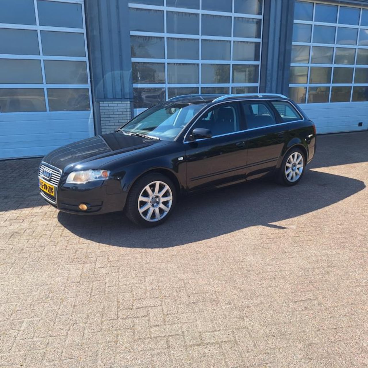 Audi A4 Avant - 2.0 Advance flippers etc - AutoWereld.nl